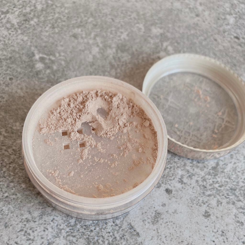 ファンデーション/ONLY MINERALS/ルースパウダーを使ったクチコミ(2枚目)