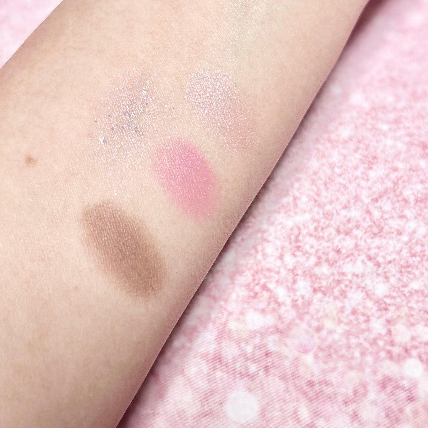 バブアイカラーパレット/minum/アイシャドウパレットを使ったクチコミ(4枚目)