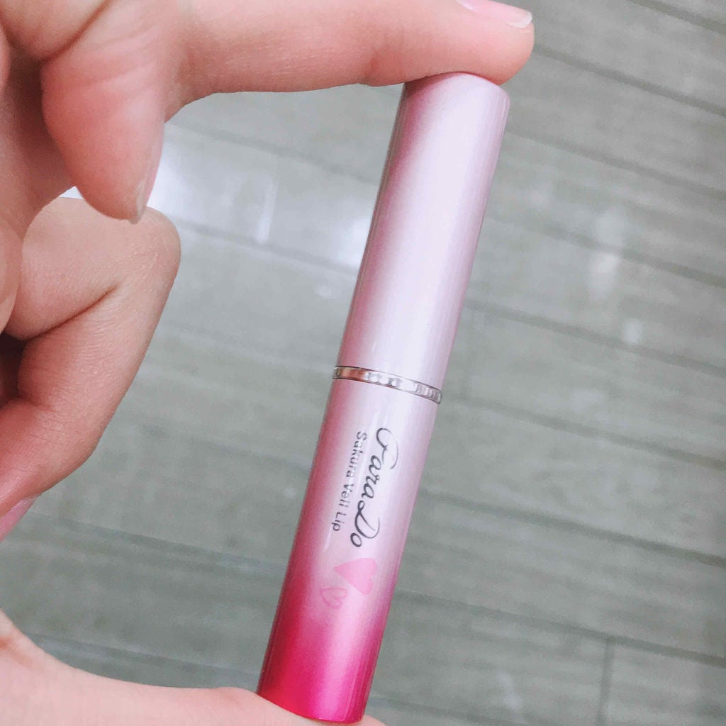 サクラヴェールリップ/パラドゥ/リップクリームを使ったクチコミ(2枚目)