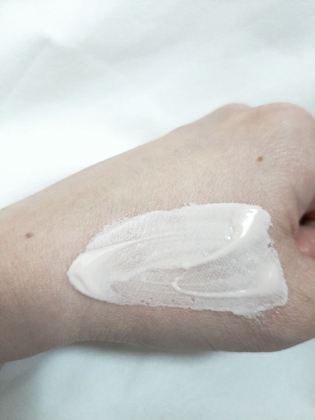 ウォータースプラッシュサンクリーム/espoir/日焼け止め・UVケアを使ったクチコミ(3枚目)