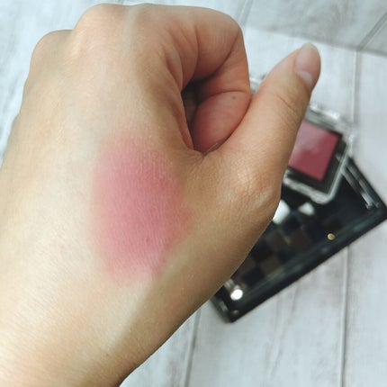 アディクション ザ ブラッシュ マット/ADDICTION/パウダーチークを使ったクチコミ(2枚目)