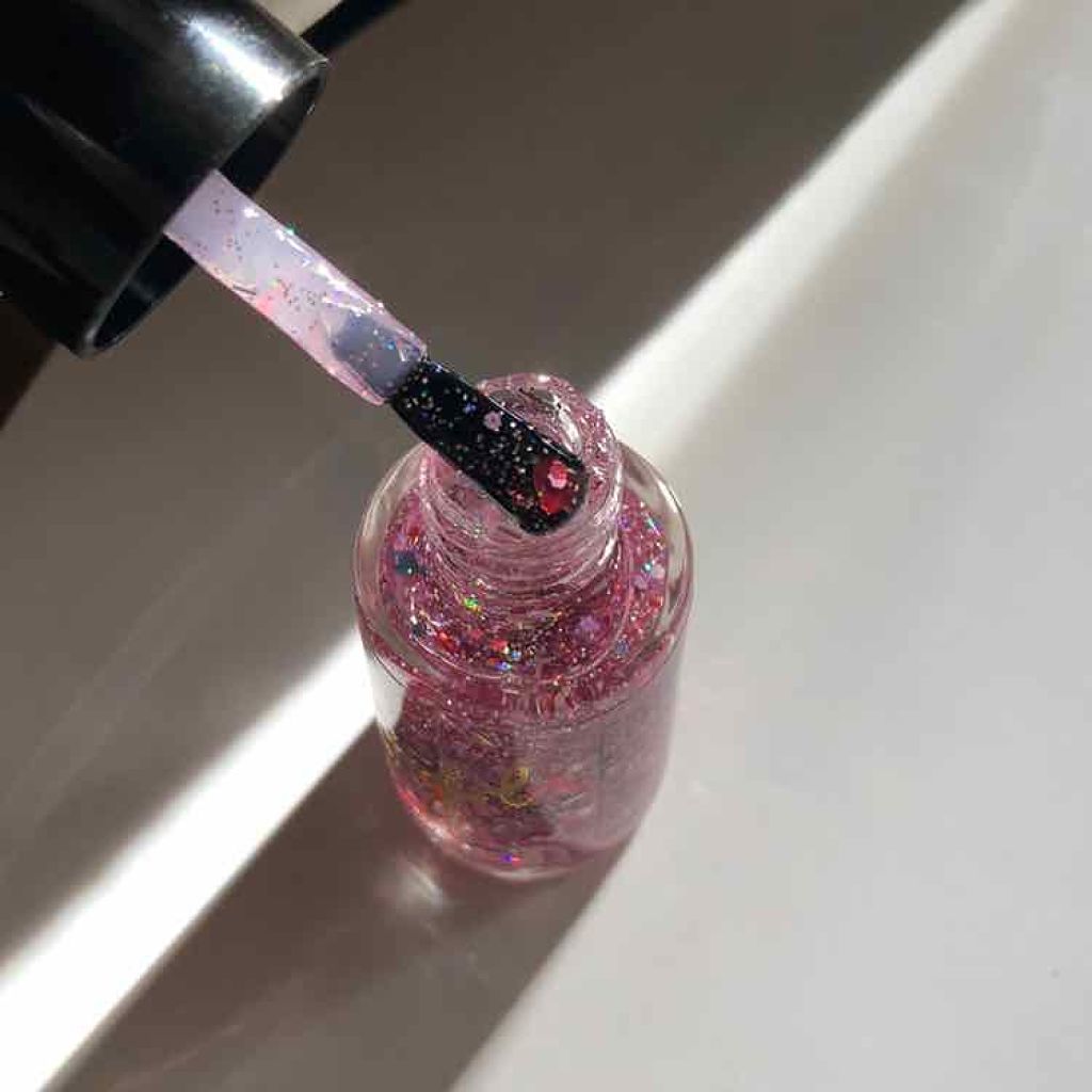 ITGグリッターネイル/DAISO/マニキュアを使ったクチコミ(2枚目)