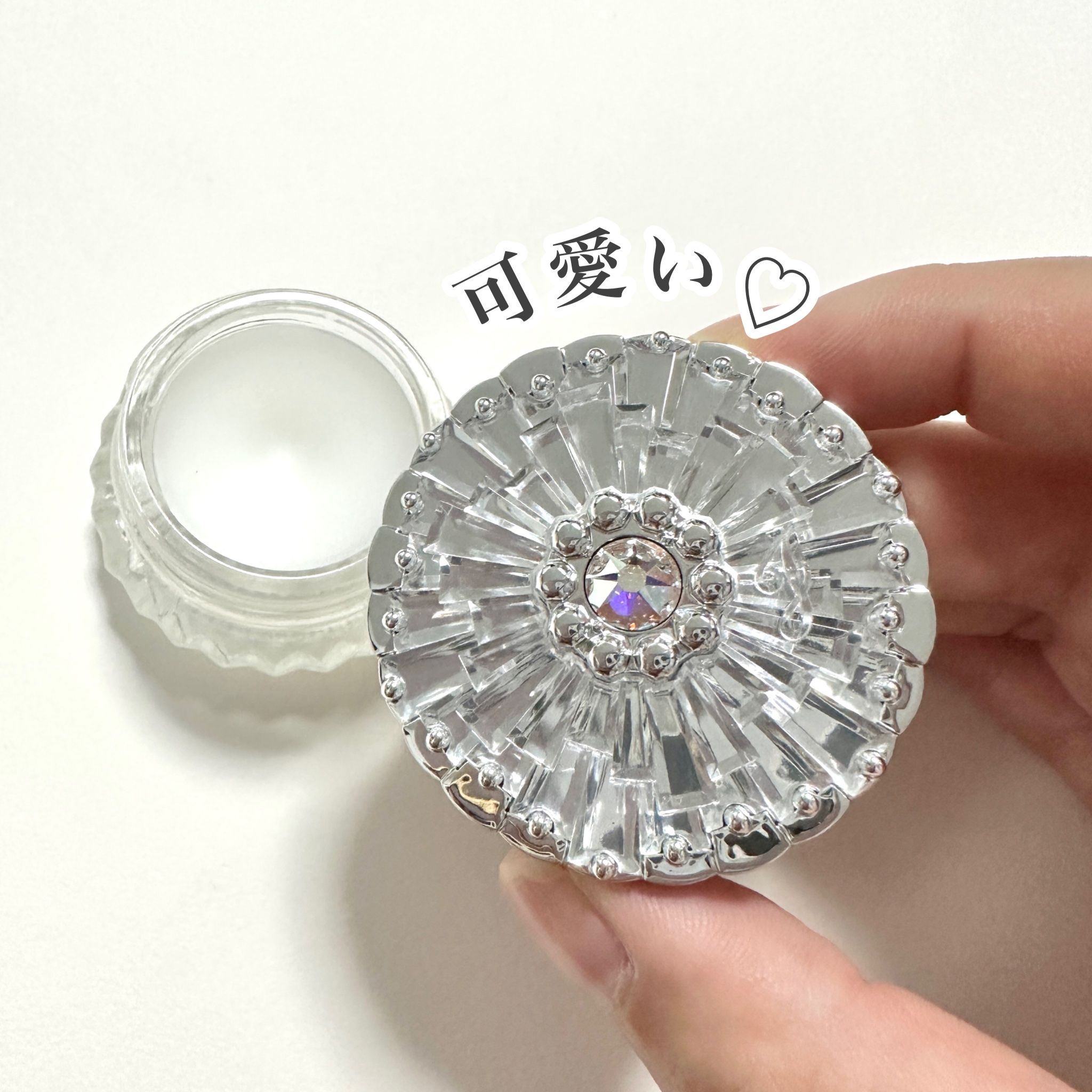 ブリリアントジュエル リップ＆ネイルバーム/JILL STUART/リップバームを使ったクチコミ（3枚目）