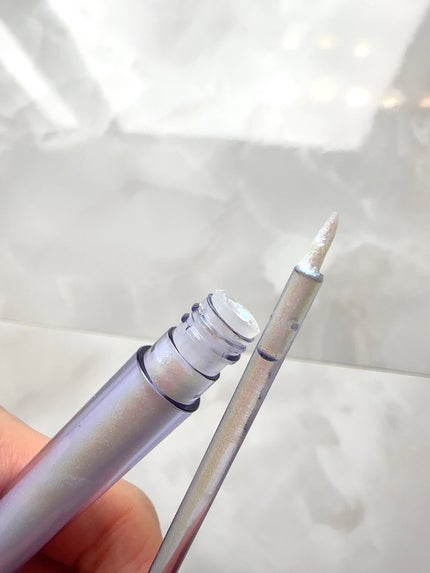 オーロラリキッドアイシャドウ/aZTK/リキッドアイシャドウを使ったクチコミ(3枚目)