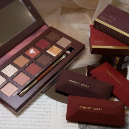 エクスプローラ12色 動物アイシャドウパレット/PERFECT DIARY/アイシャドウパレットを使ったクチコミ(3枚目)