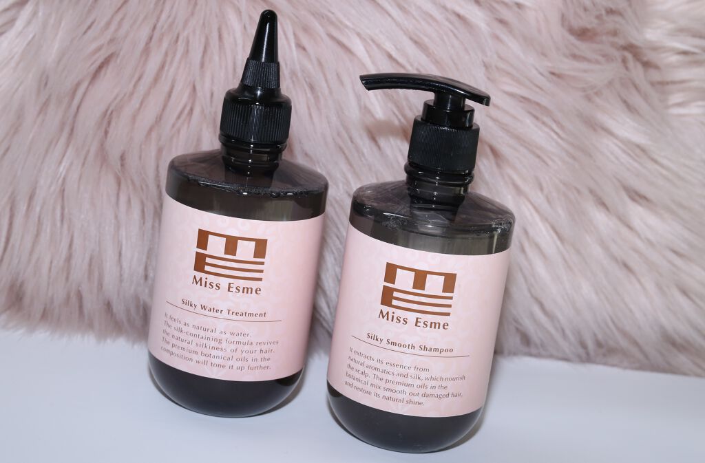 韓国コスメのシャンプー　
Miss Esme/ミスエスメ　


シルキースムースシャンプー
シルキーウォータートリートメント
300ml / 各1,650円（税込）

シリコンフリー
ラウリル、ラウレス硫酸Naフリー

サロン仕様のシャンプ