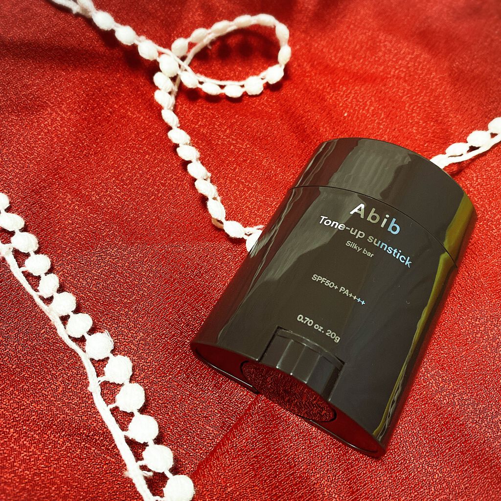 かぽ on LIPS 「自然と明るいお肌へ❤️手軽に使えるトーンアップサンスティック✨..」(1枚目)