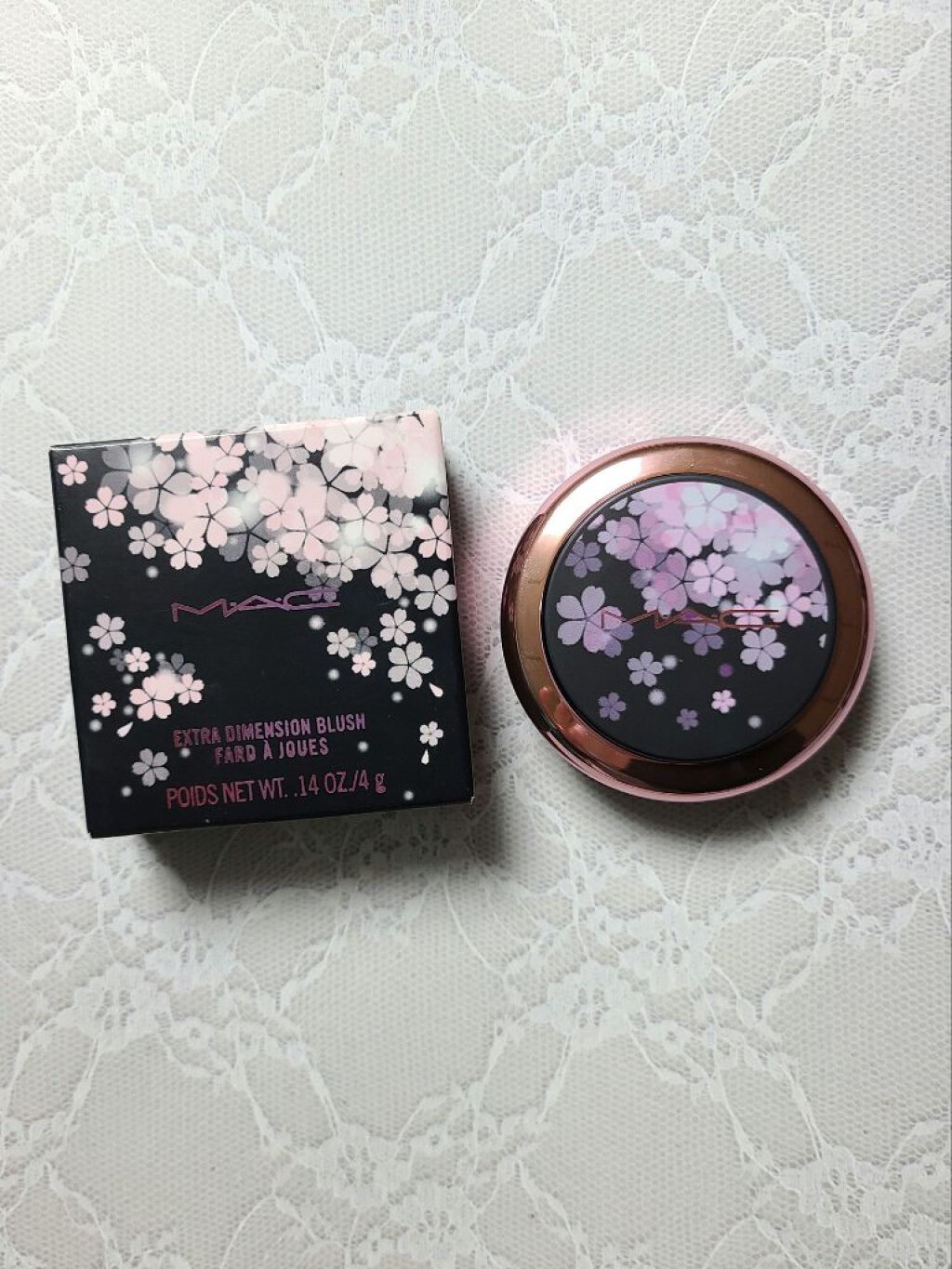 エクストラ ディメンション ブラッシュ M·A·C BLACK CHERRY/M・A・C/パウダーチークを使ったクチコミ（1枚目）