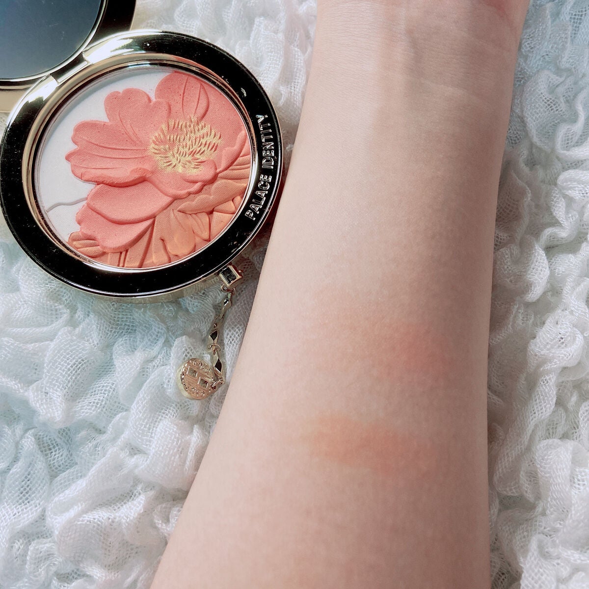 ZEESEAx正宮御品 「盛唐酔夢」シリーズ 丹酔金箔 牡丹チークシャッドパレット/ZEESEA/パウダーチークを使ったクチコミ(3枚目)