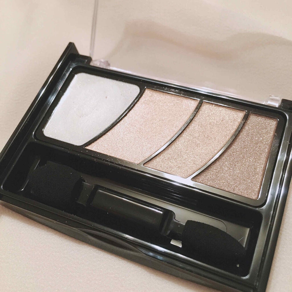 グラデーション アイ カラー(チップ付)/ちふれ/アイシャドウパレットを使ったクチコミ(2枚目)