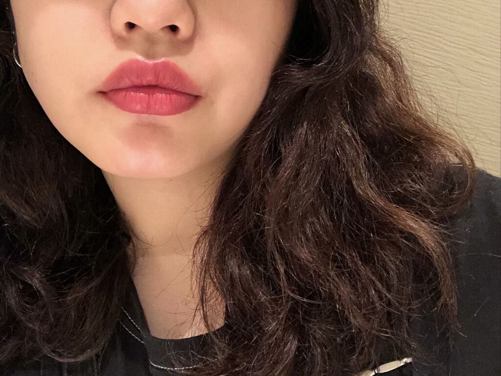 ラブ ミー リキッド リップカラー スティル ウィニング/M・A・C/口紅を使ったクチコミ（2枚目）