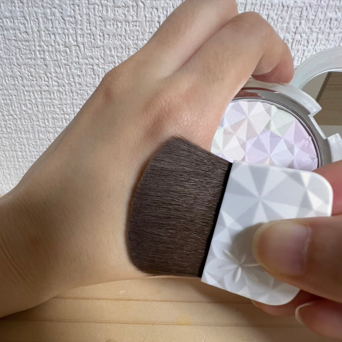 AQ オーラ リフレクター/DECORTÉ/プレストパウダーを使ったクチコミ(3枚目)