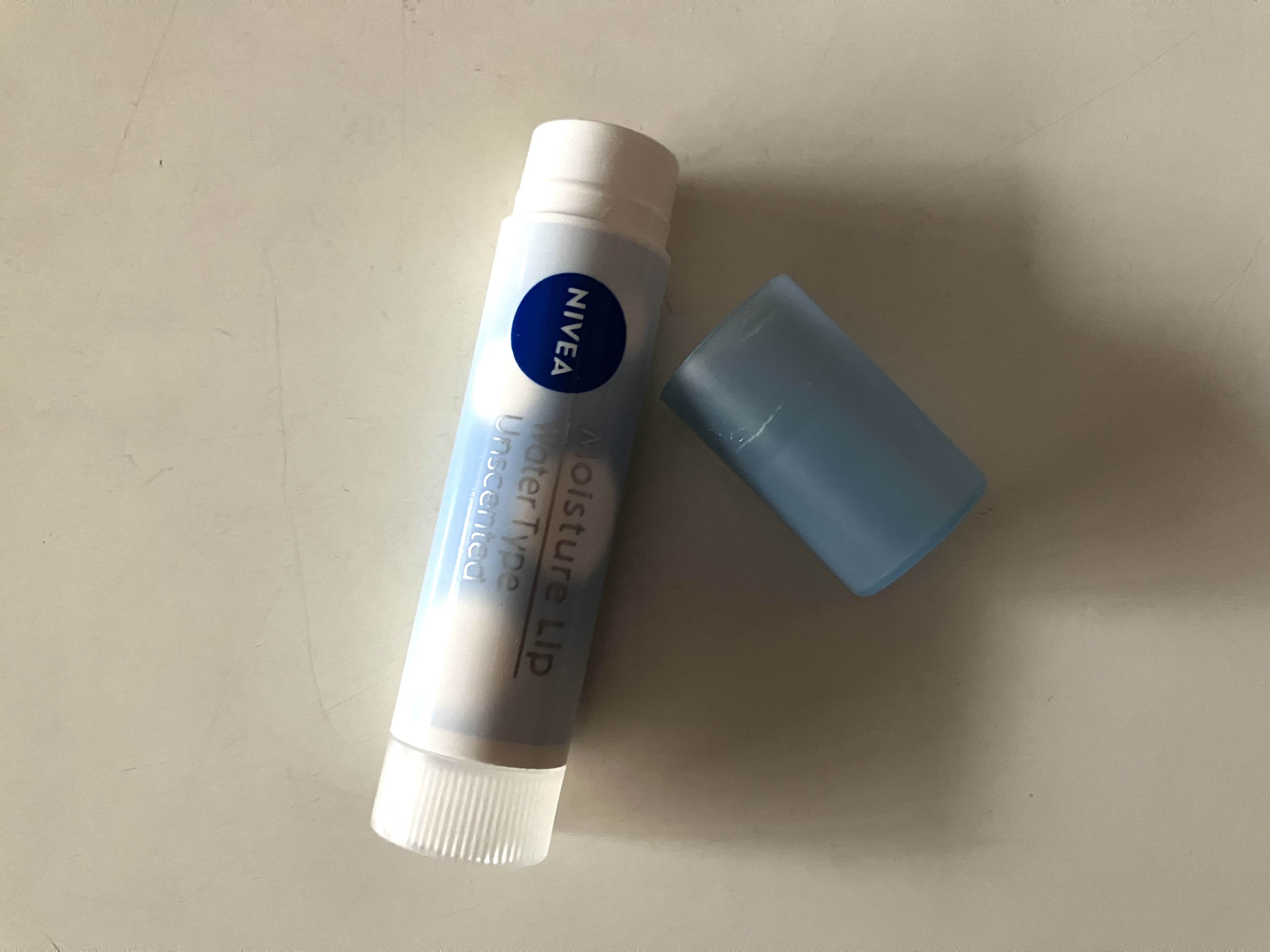 ニベア モイスチャーリップ ウォータータイプ 無香料/ニベア/リップクリームを使ったクチコミ（1枚目）