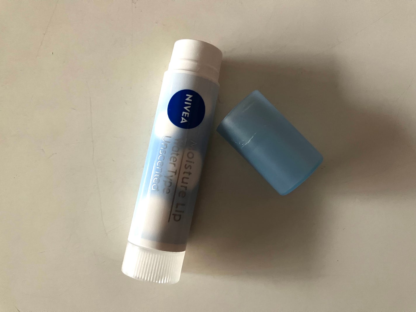 ニベア モイスチャーリップ ウォータータイプ 無香料/ニベア/リップクリームを使ったクチコミ(1枚目)