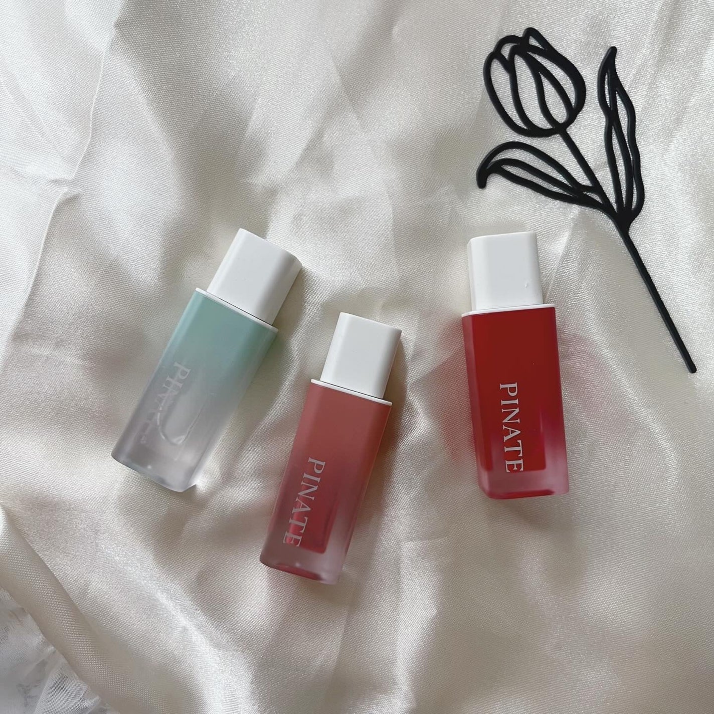 ナチュラルブルームリップオイルセラム 3色セット/PINATE/リップグロスを使ったクチコミ(4枚目)