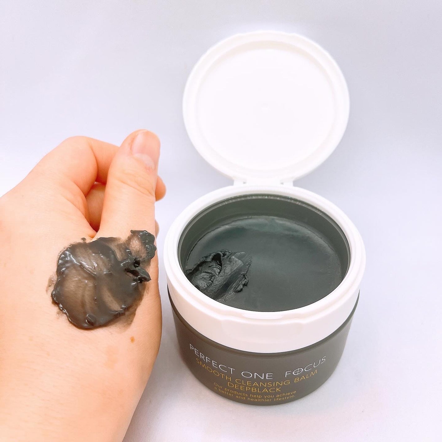 パーフェクトワンフォーカス スムースクレンジングバーム ディープブラック/PERFECT ONE FOCUS/クレンジングバームを使ったクチコミ(5枚目)