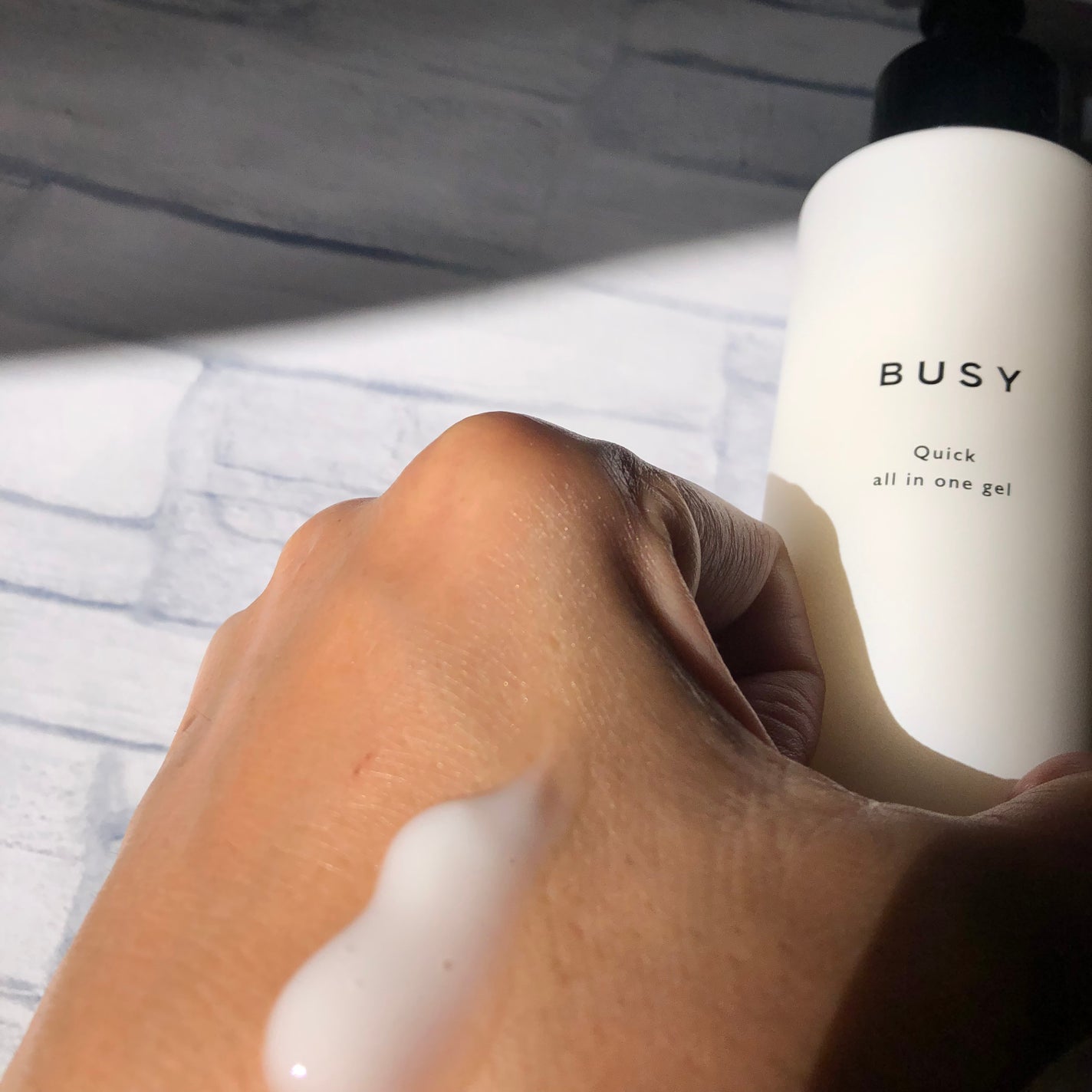 ビジー クイック オールインワンジェル/BUSY/オールインワン化粧品を使ったクチコミ(2枚目)