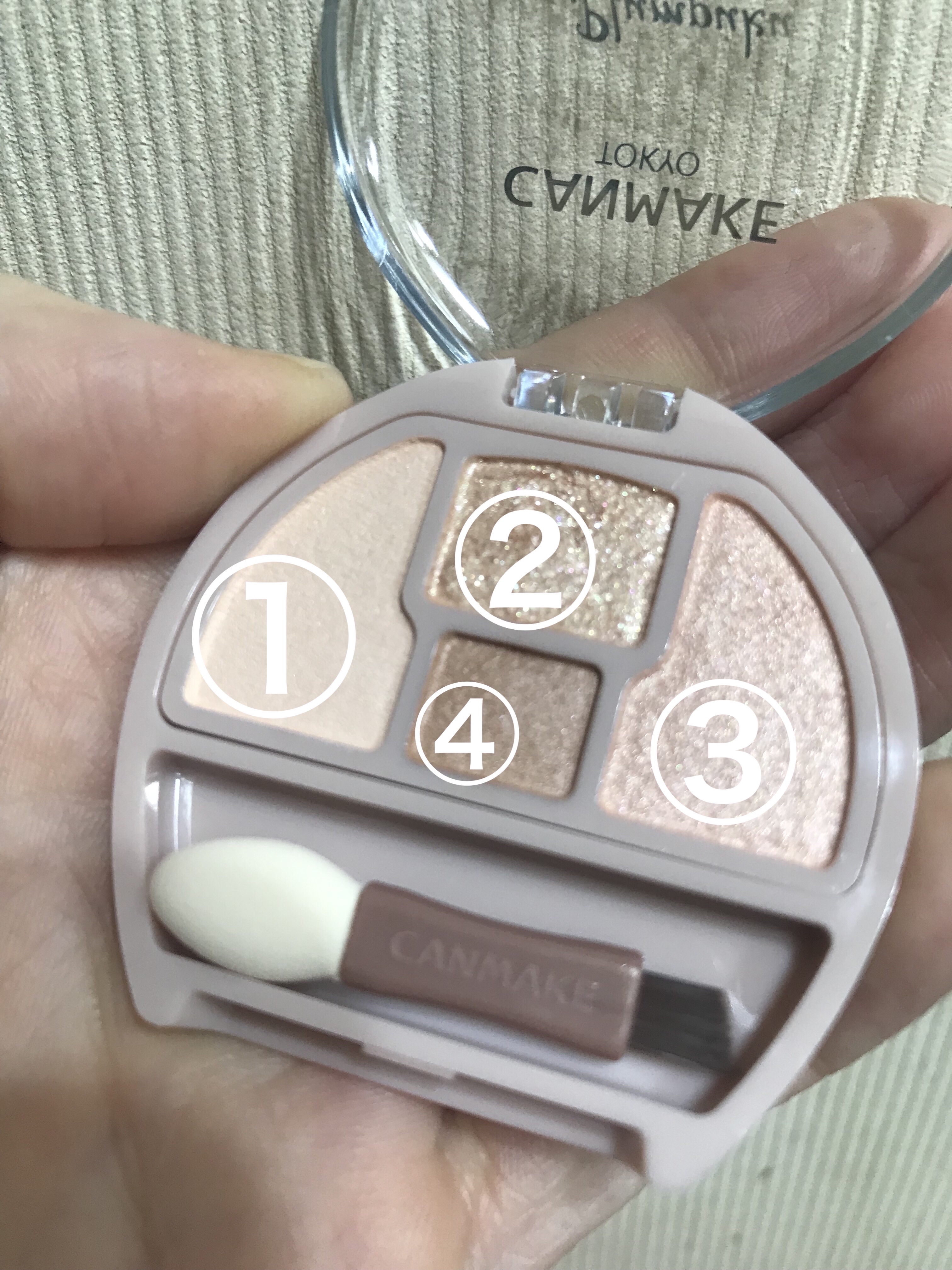 プランぷくコーデアイズ/キャンメイク/パウダーアイシャドウを使ったクチコミ（2枚目）