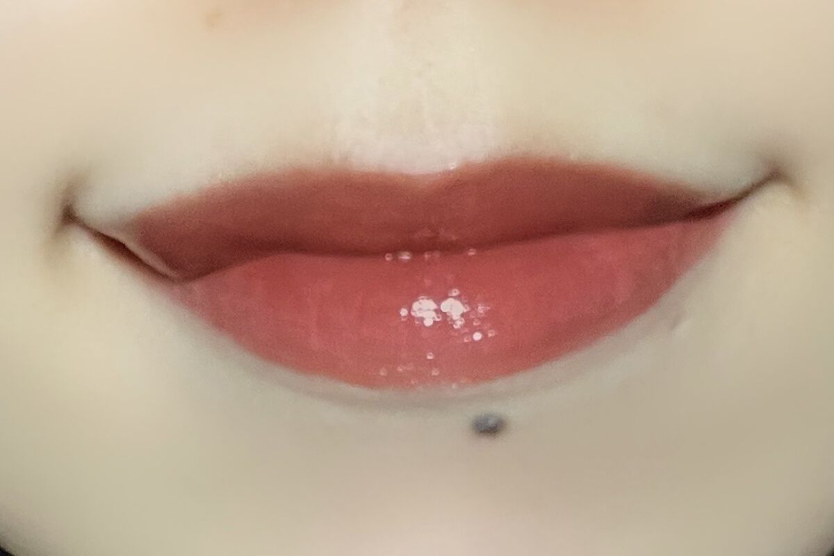 コンフォート リップオイル インテンス 10 ディープカメリア/CLARINS/リップグロスを使ったクチコミ（3枚目）