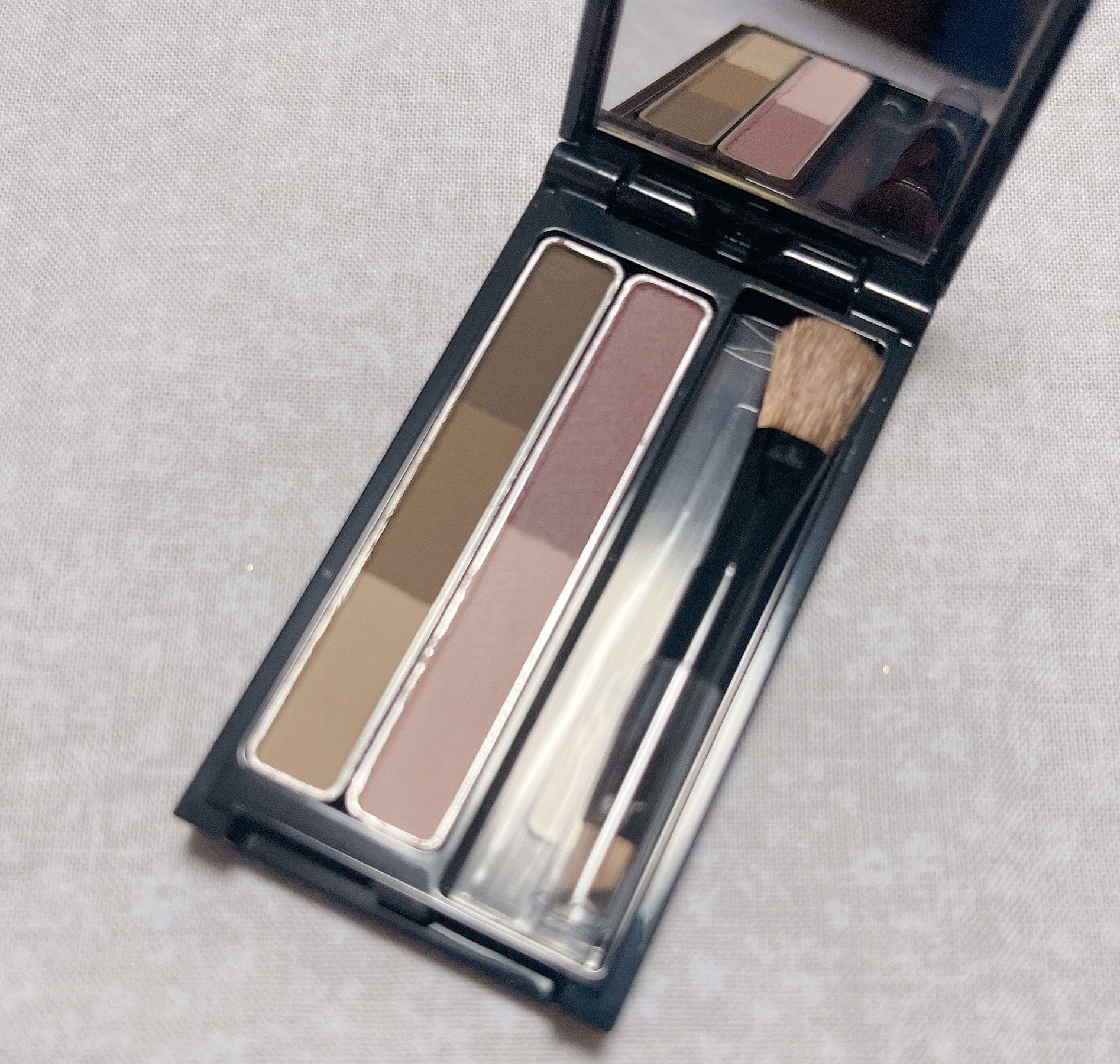 デザイニングアイブロウ3D(デュアルカラー) EX-5 ブラウン系×ライラックパープル/KATE/パウダーアイブロウを使ったクチコミ（1枚目）