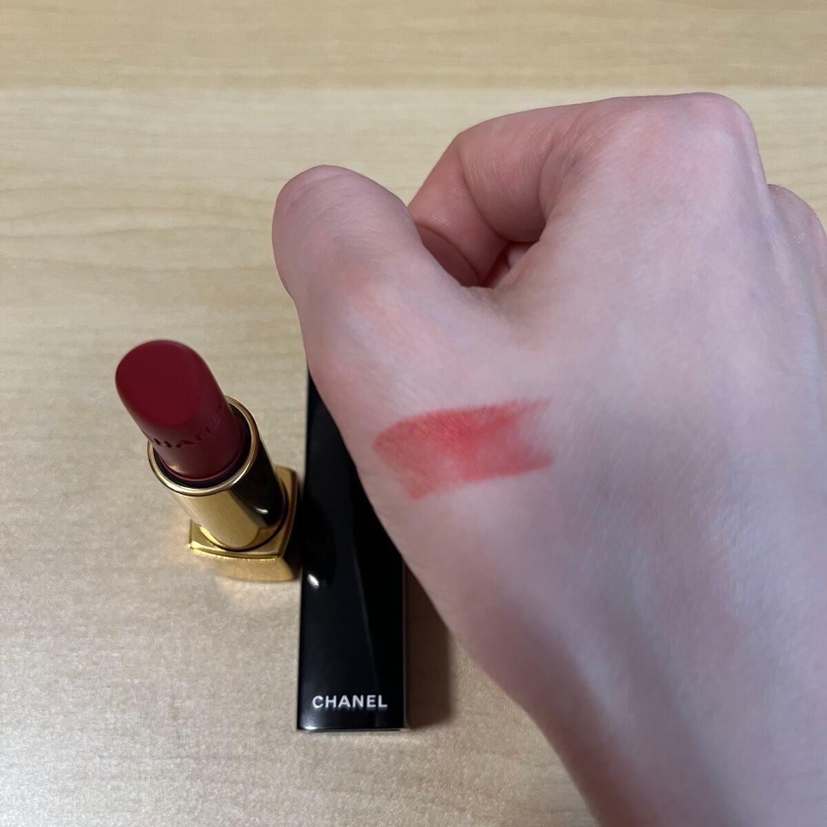 ルージュ アリュール ヴェルヴェット/CHANEL/口紅を使ったクチコミ(2枚目)