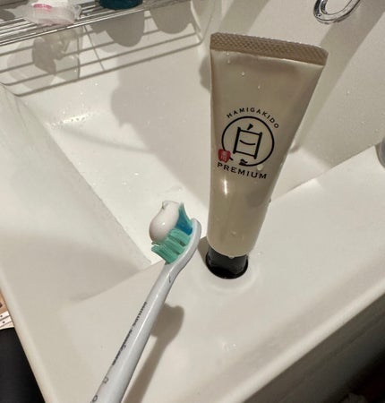 歯磨き堂 薬用ホワイトニングペースト プレミアム/歯磨き堂/歯磨き粉を使ったクチコミ(1枚目)