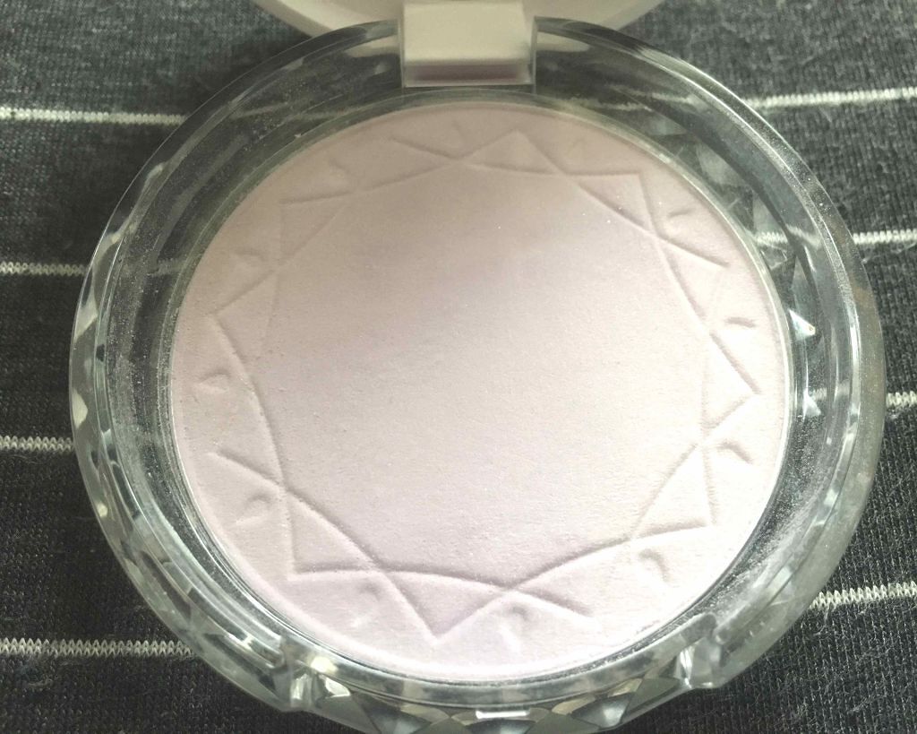 UVクリアフェイスパウダー/CEZANNE/プレストパウダーを使ったクチコミ(2枚目)