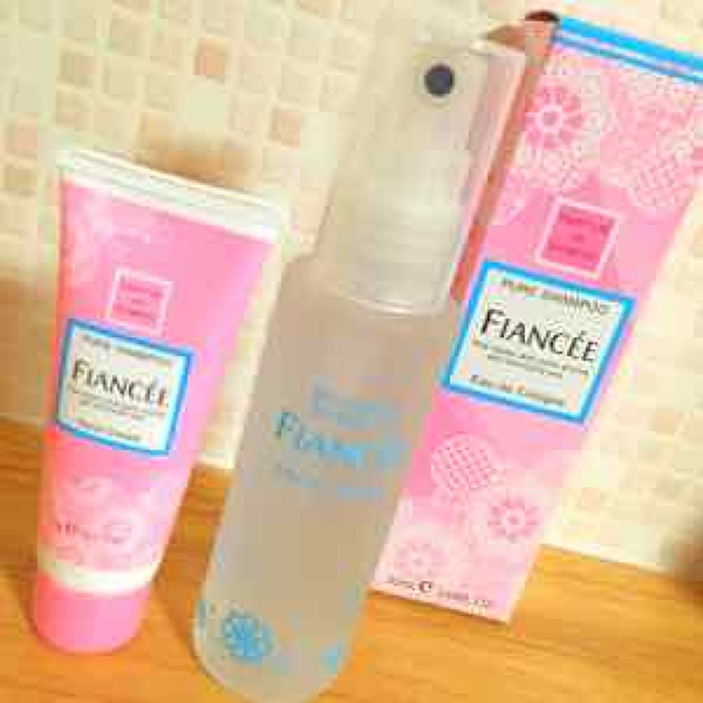 ボディミスト ピュアシャンプーの香り【パッケージリニューアル】/フィアンセ/香水(レディース)を使ったクチコミ（1枚目）