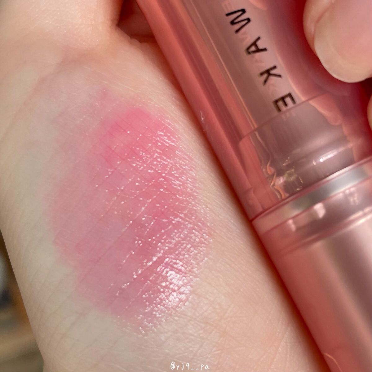 ビタミン ウォーターリートック リップバーム/wakemake/口紅を使ったクチコミ（3枚目）