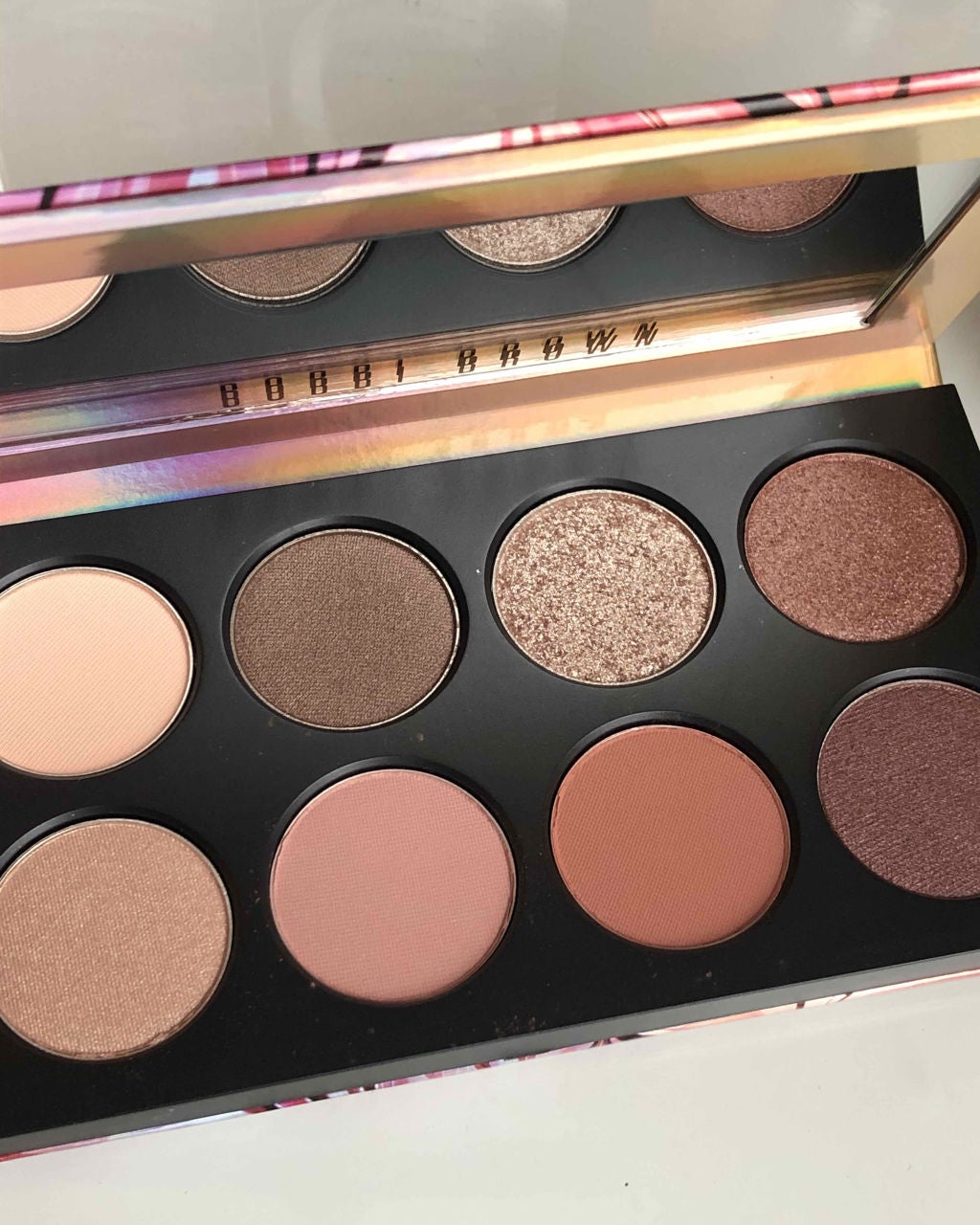 ラブ イン ザ アフタヌーン アイシャドウ パレット/BOBBI BROWN/アイシャドウパレットを使ったクチコミ(2枚目)