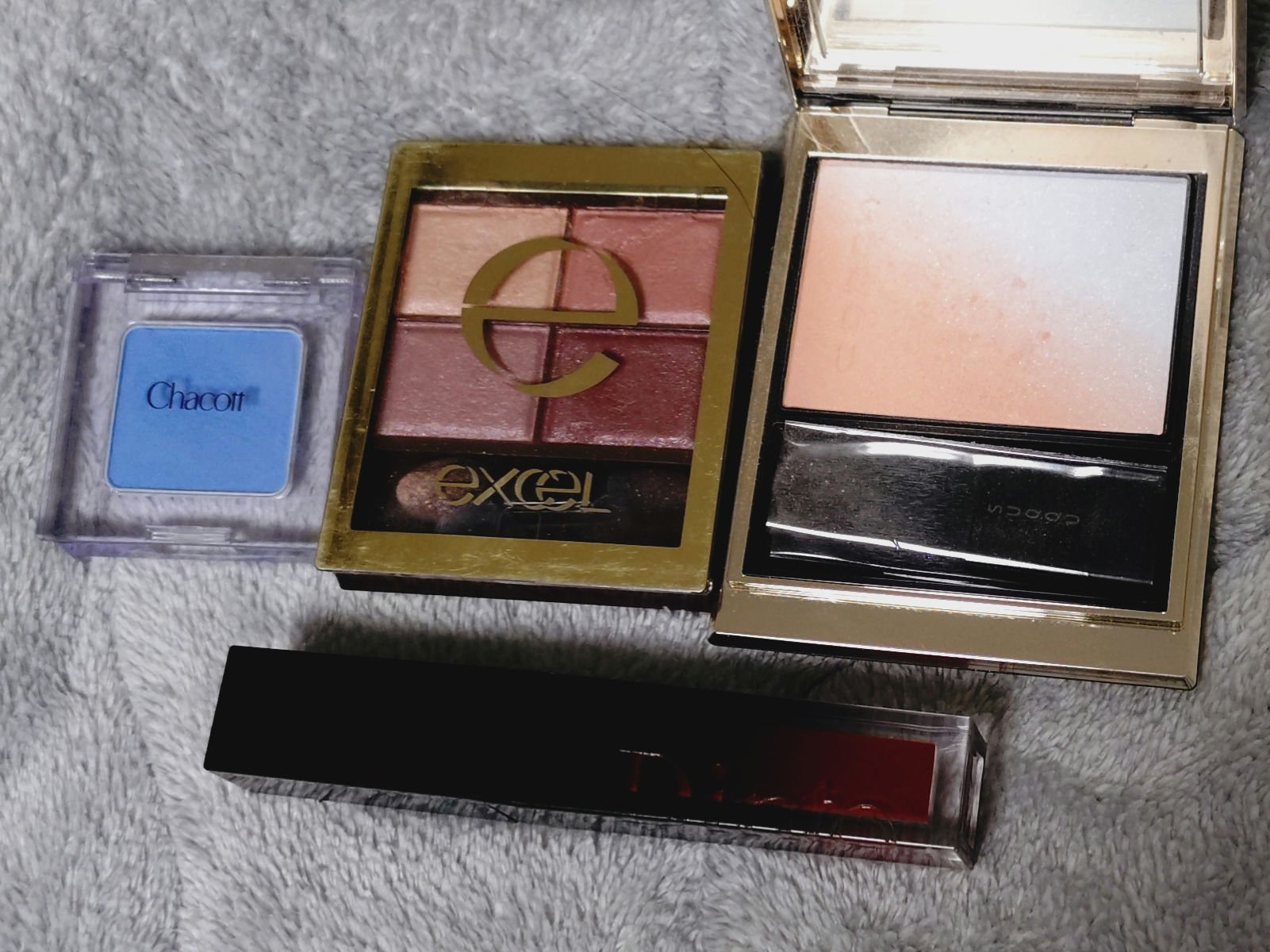 マルチカラーバリエーション マット/チャコット・コスメティクス/単色アイシャドウを使ったクチコミ（1枚目）