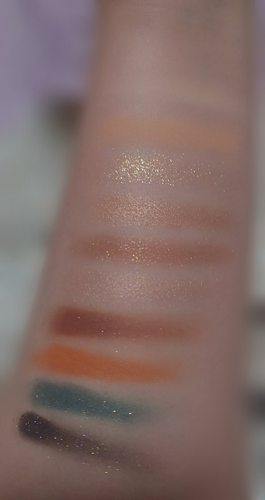 ニューデップスアイシャドウパレット 08 ビー・マジカル (ホリデー&日本限定)/hince/アイシャドウパレットを使ったクチコミ（3枚目）
