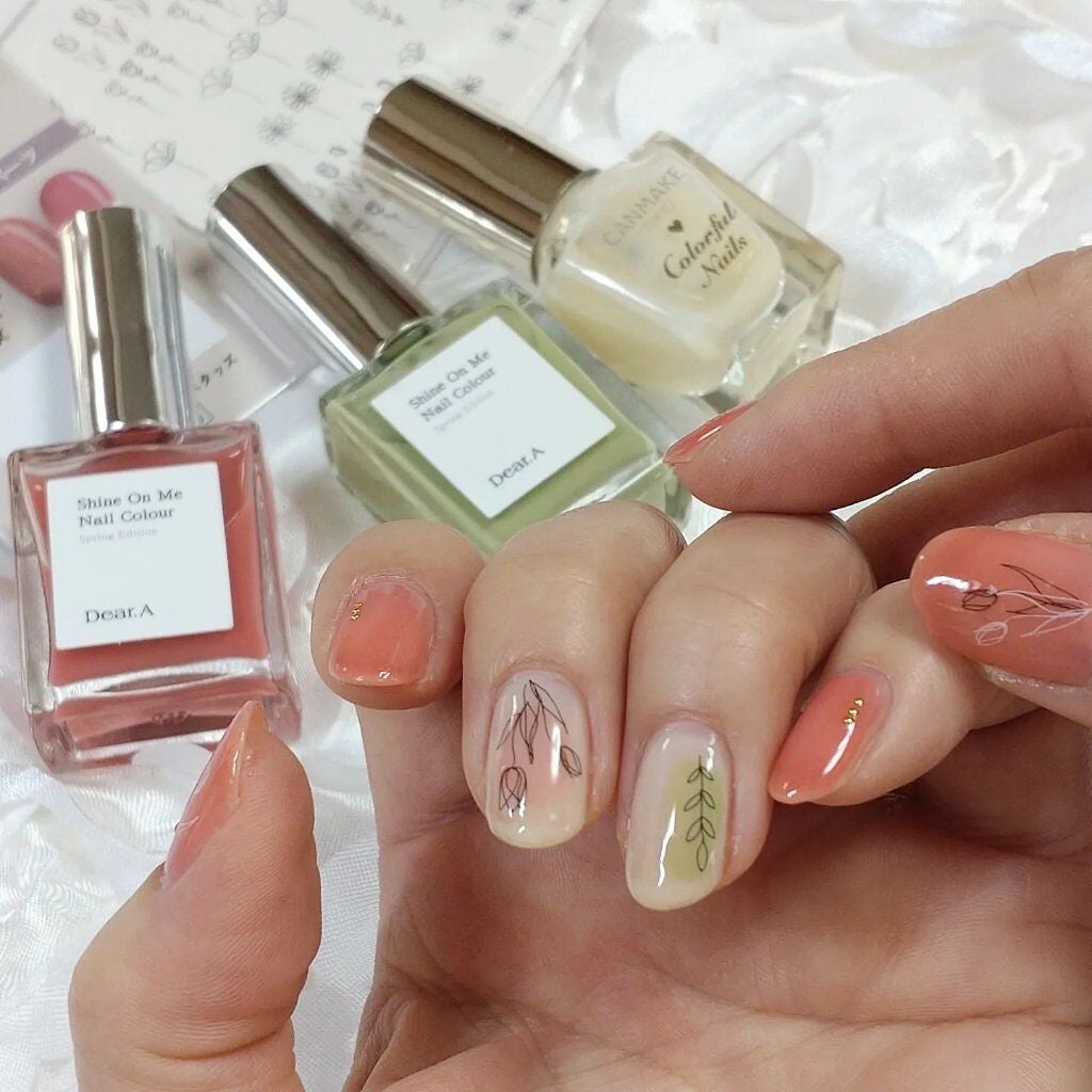 ミルクティ on LIPS 「✴✴チューリップネイル🌷✴モニターキャンペーンでいただいた、ド..」(6枚目)