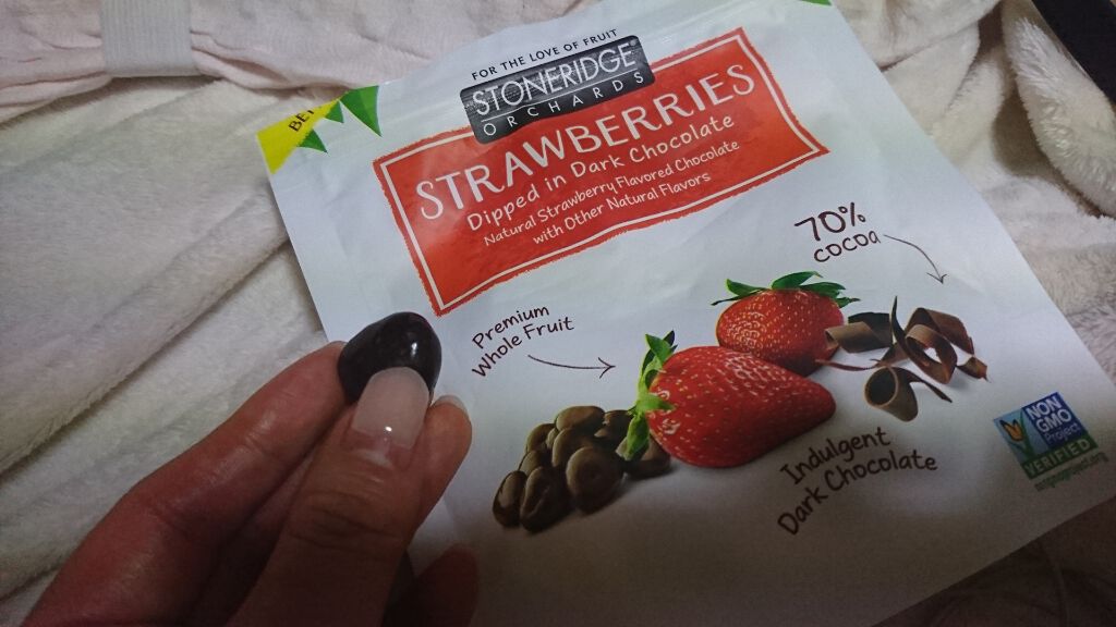 ストーンリッジオーチャード ストロベリーダークチョコレート漬け