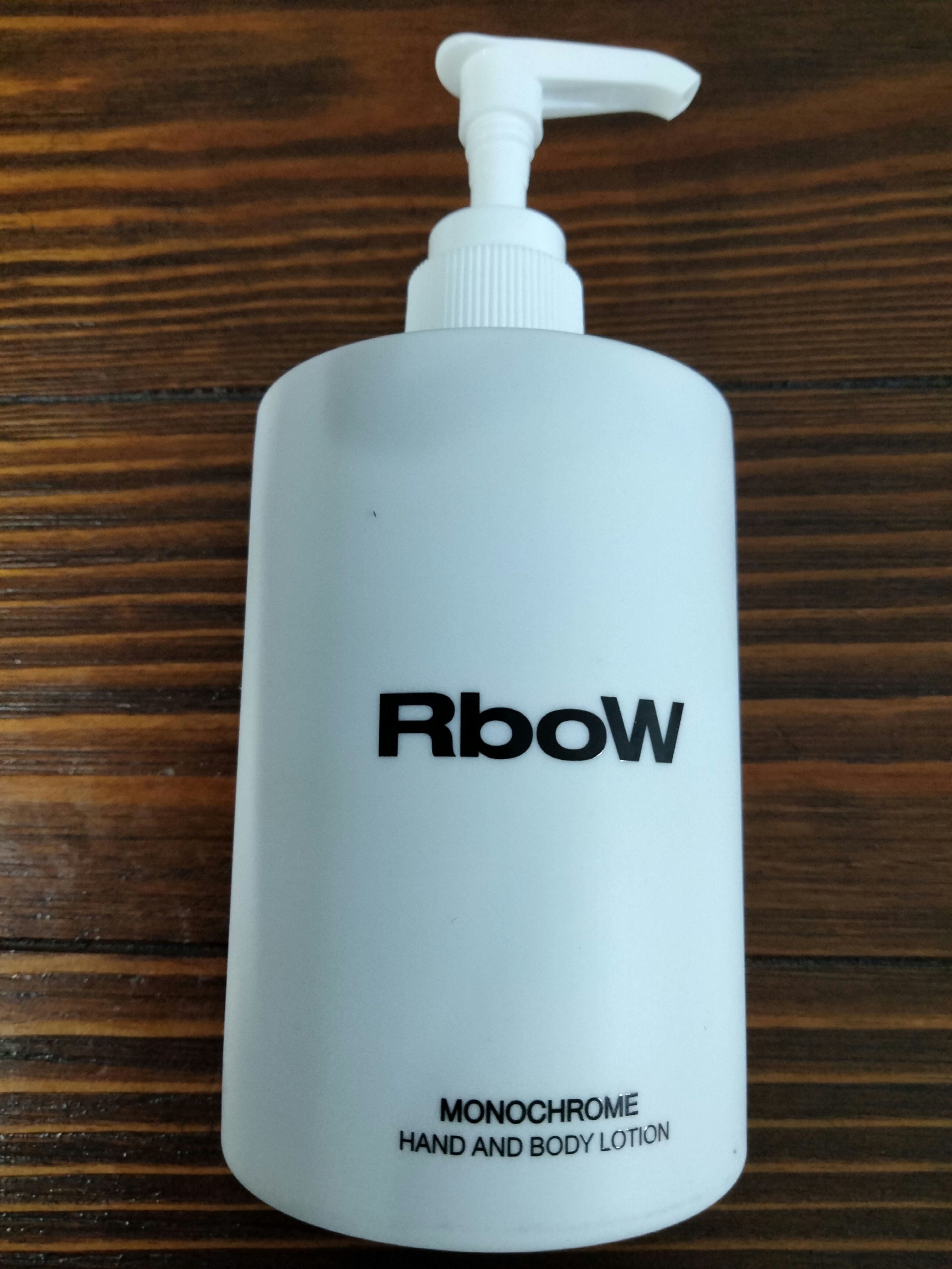 RboW MONOCHROME ハンド&ボディローション ボディクリーム RboW (アールボウ) ] ハンド＆ボディローション モノクローム