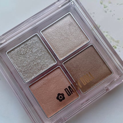 デイジードール アイ ドロー シャドウ/DAISY DOLL by MARY QUANT/アイシャドウパレットを使ったクチコミ(1枚目)