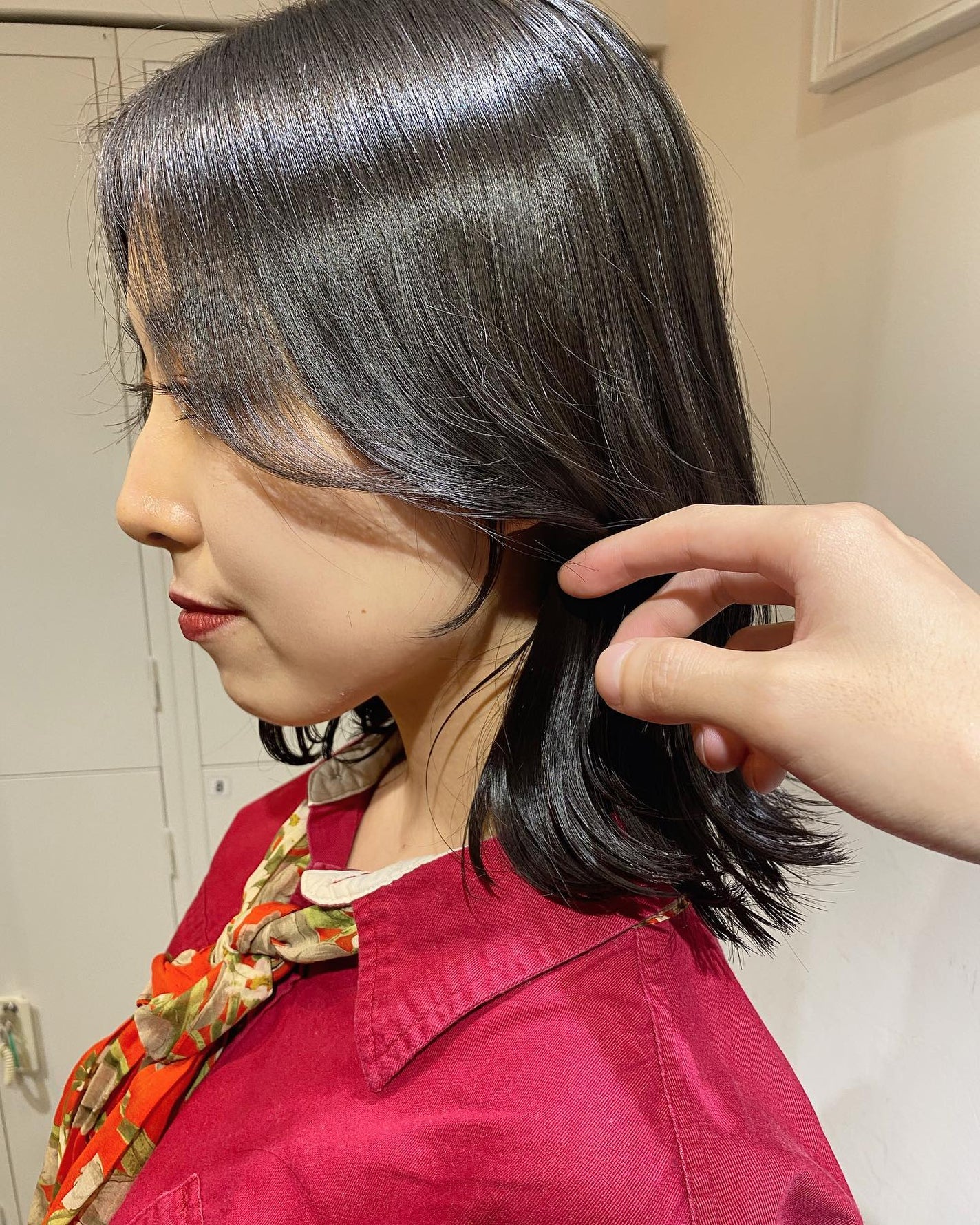 久米侑毅 on LIPS 「カットモデルミディアムレイヤー顔周りカット、、、ご予約方法📨D..」(1枚目)