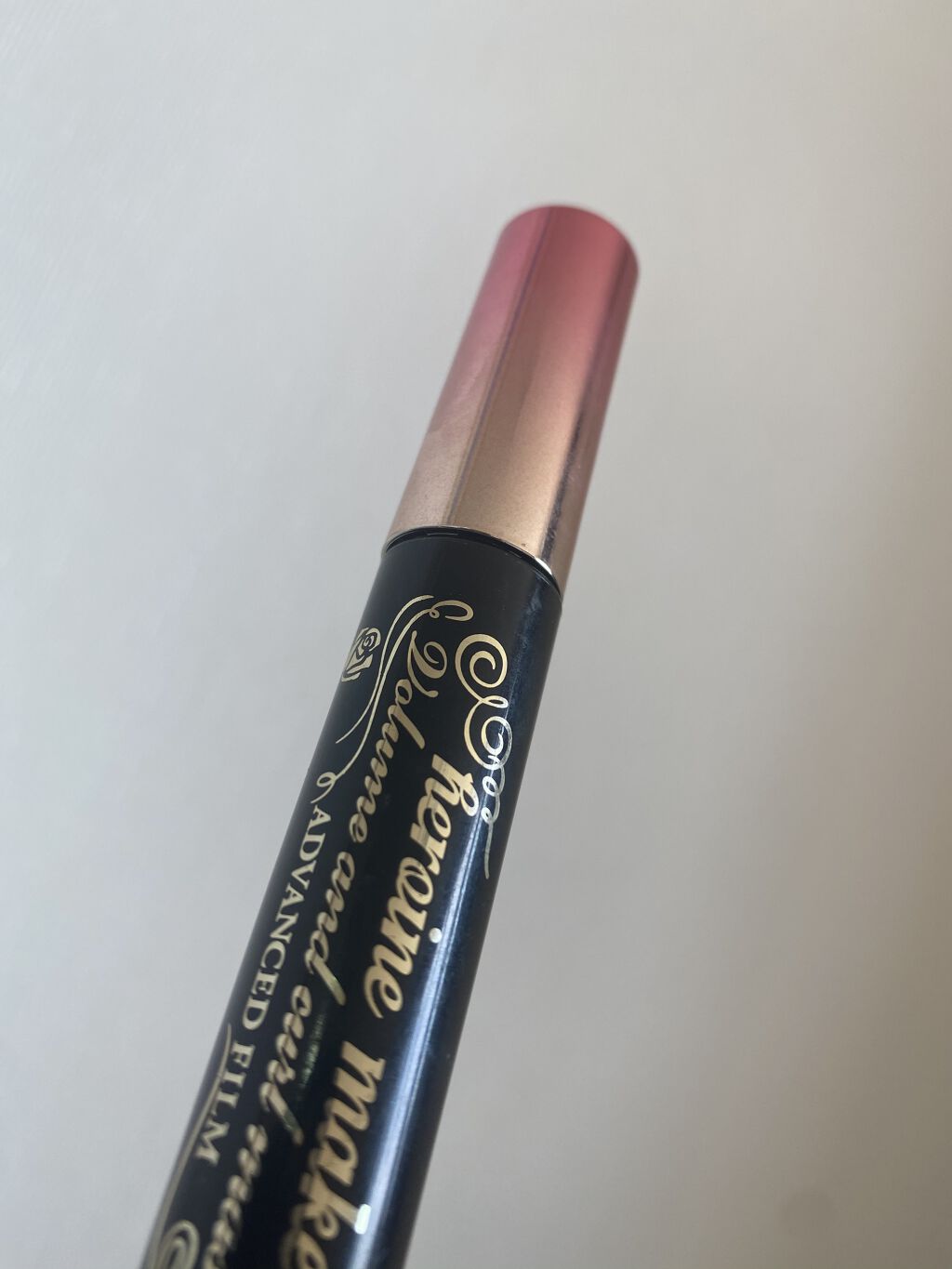 インスタグラム→@oy._.mi
フォロバ致します🥰♡

やっとやっとやっと、推しマスカラ発見！😳

ボリュームを出してくれるのに
ダマになりにくい優秀ちゃん。

頑張って頑張ってビューラーであげたまつ毛の
カールも保ってくれる優秀ちゃ