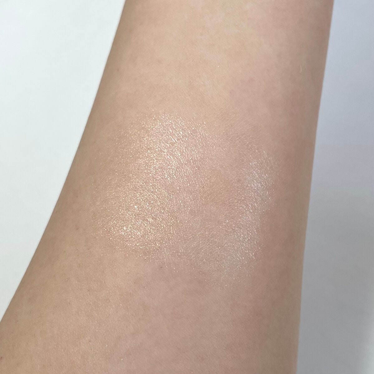 トゥルーディメンションラディアンスバーム/hince/スティックハイライトを使ったクチコミ(4枚目)