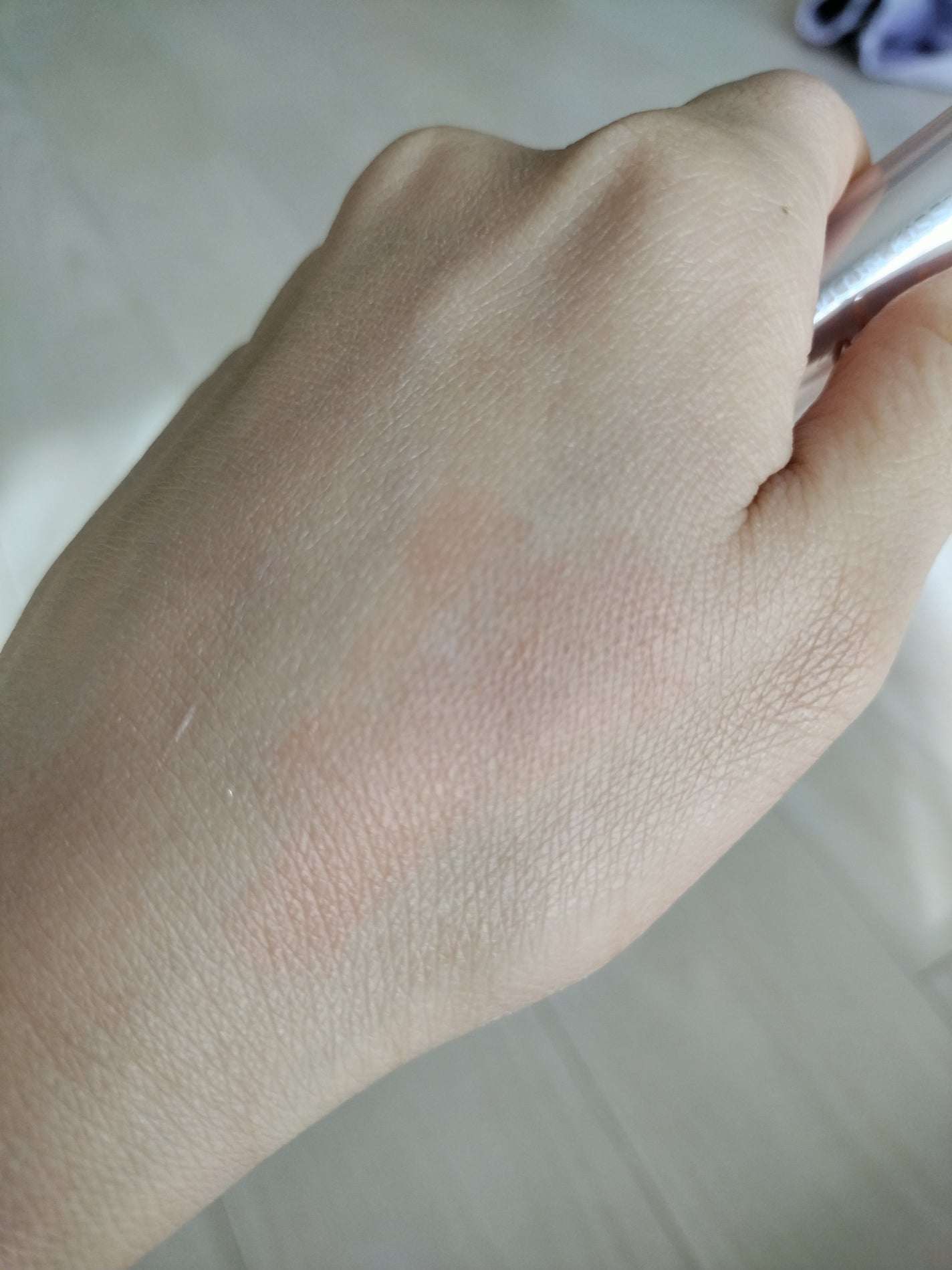 レブロン キス グロウ バーム N/REVLON/口紅を使ったクチコミ(2枚目)