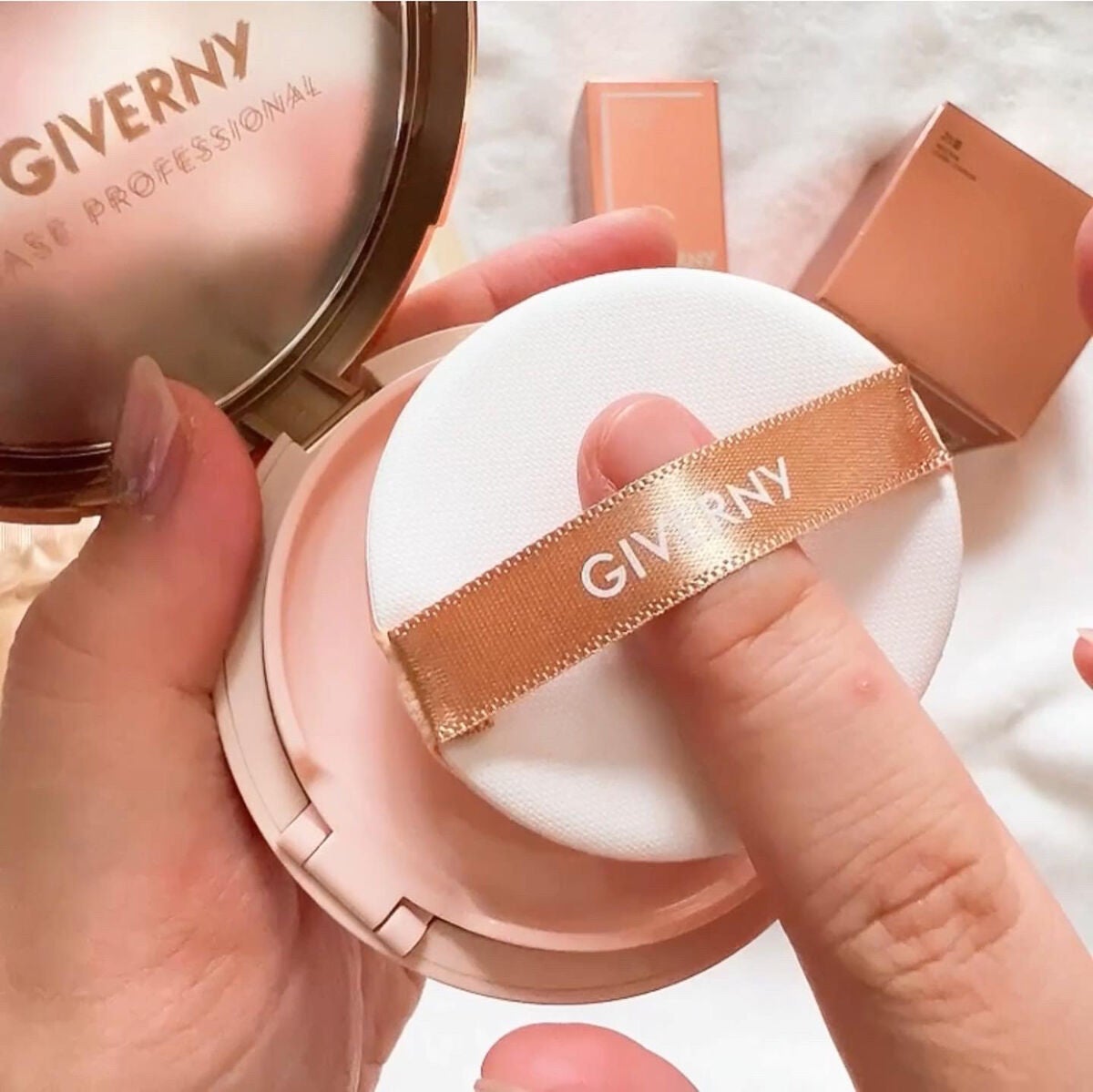 密着カバーファンデーション/GIVERNY/リキッドファンデーションを使ったクチコミ(3枚目)