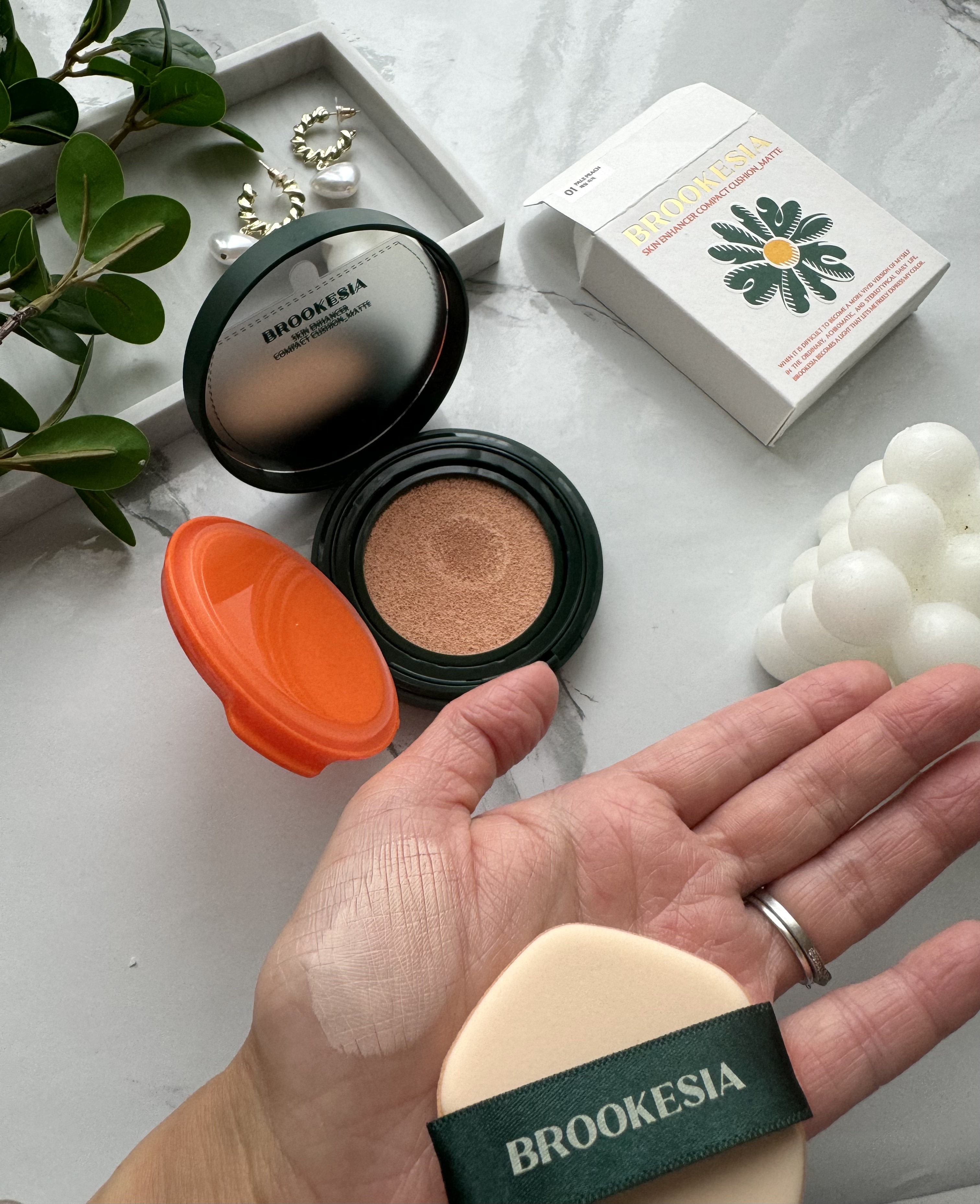 スキンエンハンサー コンパクト クッション (マット)/BROOKESIA/クッションファンデーションを使ったクチコミ（3枚目）
