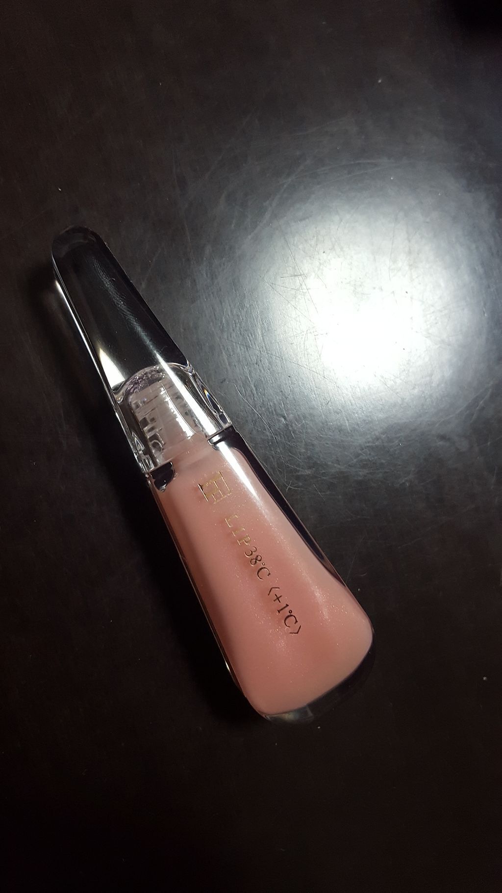 38°C / 99°F リップトリートメント (リップ美容液)/UZU BY FLOWFUSHI/リップケアを使ったクチコミ（1枚目）