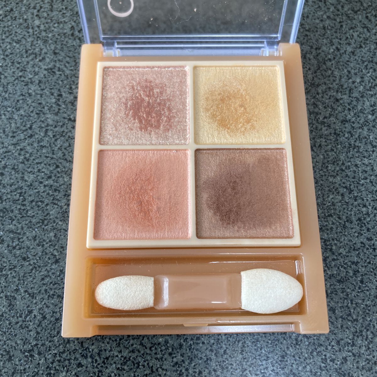 ベージュトーンアイシャドウ/CEZANNE/アイシャドウパレットを使ったクチコミ（3枚目）