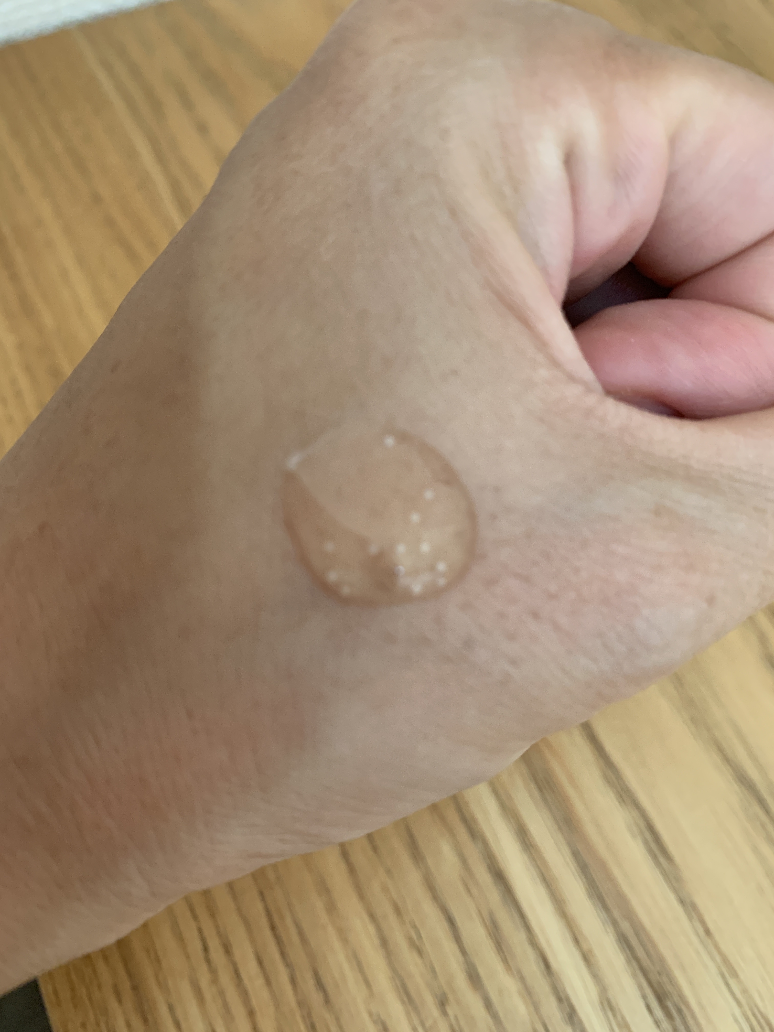 トーンブライトニング カプセルアンプル/SKIN1004/美容液を使ったクチコミ（3枚目）