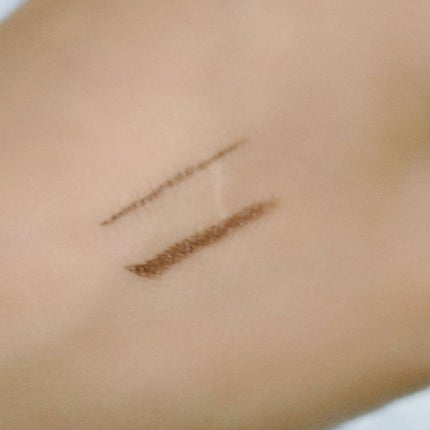 「密着アイライナー」ショート筆リキッド/デジャヴュ/リキッドアイライナーを使ったクチコミ(4枚目)