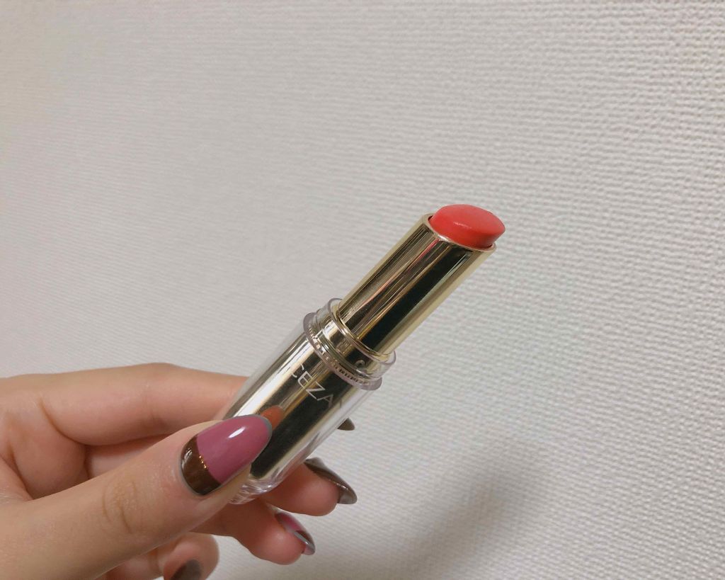 セザンヌ
ラスティンググロスリップ
501 オレンジ系


グロスっていうぐらいグロスを塗ったみたいにツヤツヤっとするティントリップ。
なんと破格の480円。

色もちもかなりいいし、発色もいい。
ひとぬりで透けたようなきれいな色がでてくれ