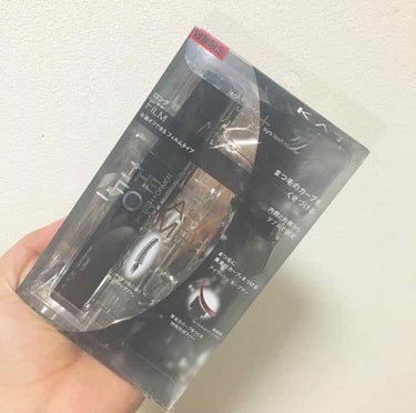 
8月1日発売されるKATEのラッシュフォーマー
ロングタイプです☺️

まつ毛のカーブ形状をくせづけしてくれる
カーブ記憶ロングフォーマーです😊
画期的なマスカラ！！！！

これ塗ったらまつ毛あがった