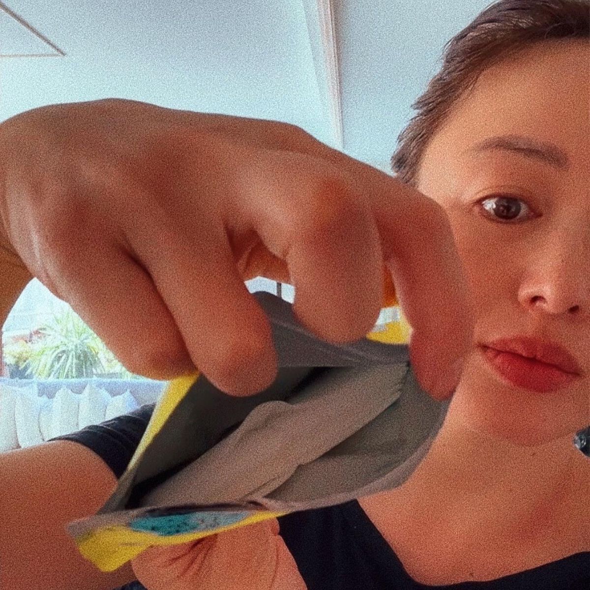 Miwa Kamise on LIPS 「“サボってキレイのスピード処方肌あれを防ぐ薬用サボリーノ🌟”・..」(1枚目)