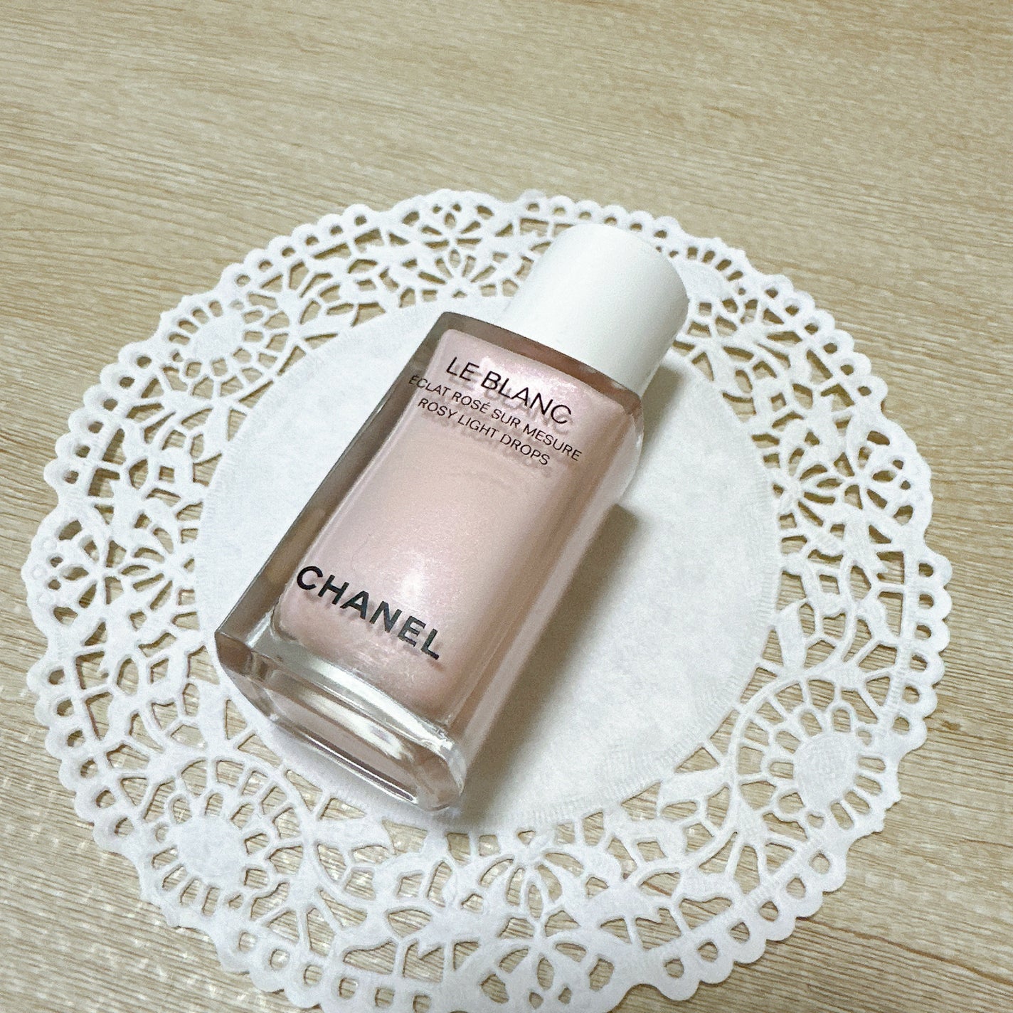 ル ブラン ロージー ドロップス/CHANEL/リキッドハイライトを使ったクチコミ(2枚目)